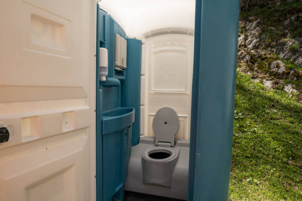 Portable Toilet Options We Offer in Thiensville, WI