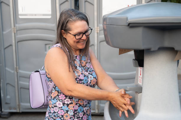 Porta potty rental for outdoor events in Thiensville, WI